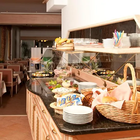 Hotel Garni Residenz Am Markt 3*