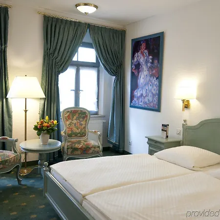Hotel Garni Residenz Am Markt 3*